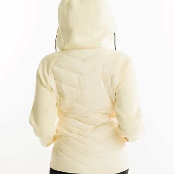 Zyia Courchevel Fleece Hybrid Jacket. Size medium - Picture 4 of 8